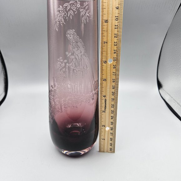 Caithness “Romeo and Juliet” etched amethyst glass vase - Picture 8 of 10